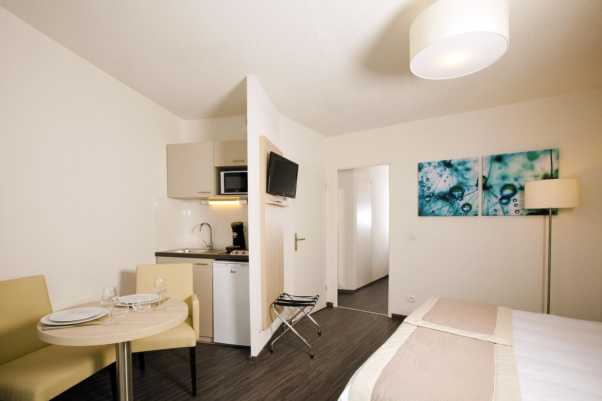 Residhome Neuilly Bords De Marne Zewnętrze zdjęcie