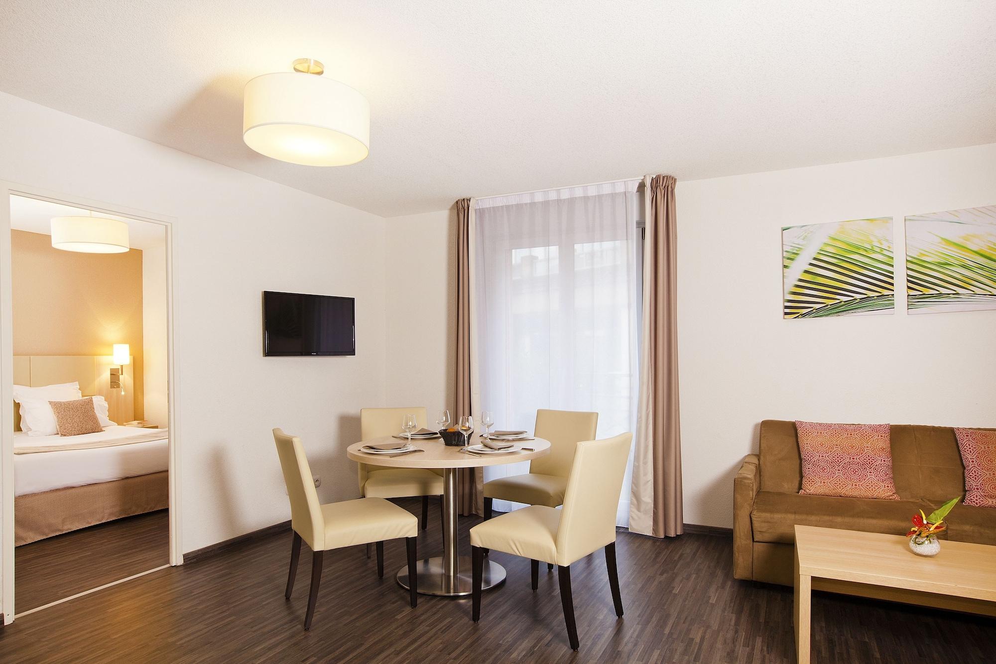 Residhome Neuilly Bords De Marne Zewnętrze zdjęcie