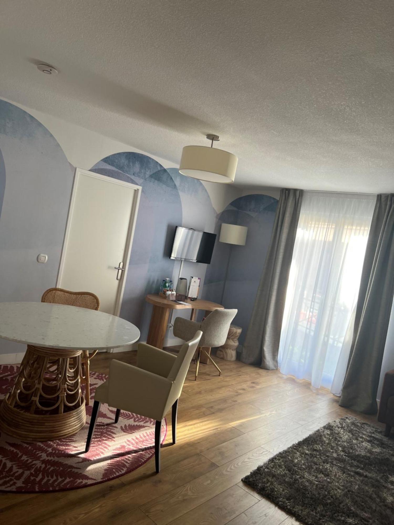 Residhome Neuilly Bords De Marne Zewnętrze zdjęcie
