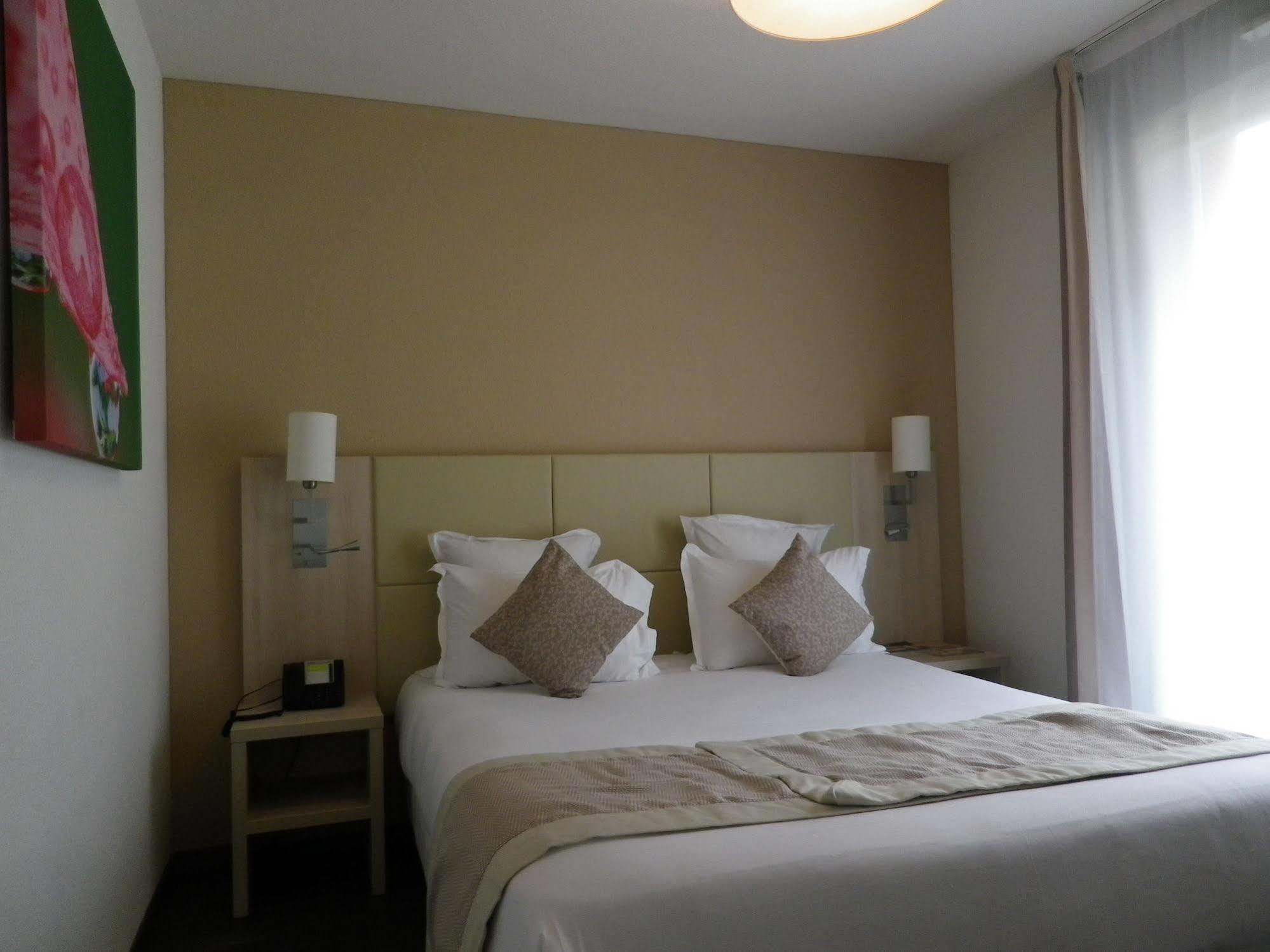 Residhome Neuilly Bords De Marne Zewnętrze zdjęcie